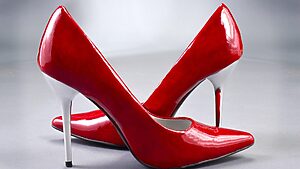 Reality Queens 2026 – Auf High Heels durch den Dschungel 4 high heels