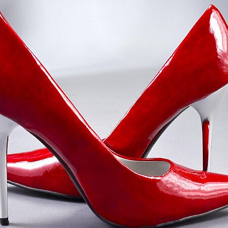 Reality Queens 2026 – Auf High Heels durch den Dschungel