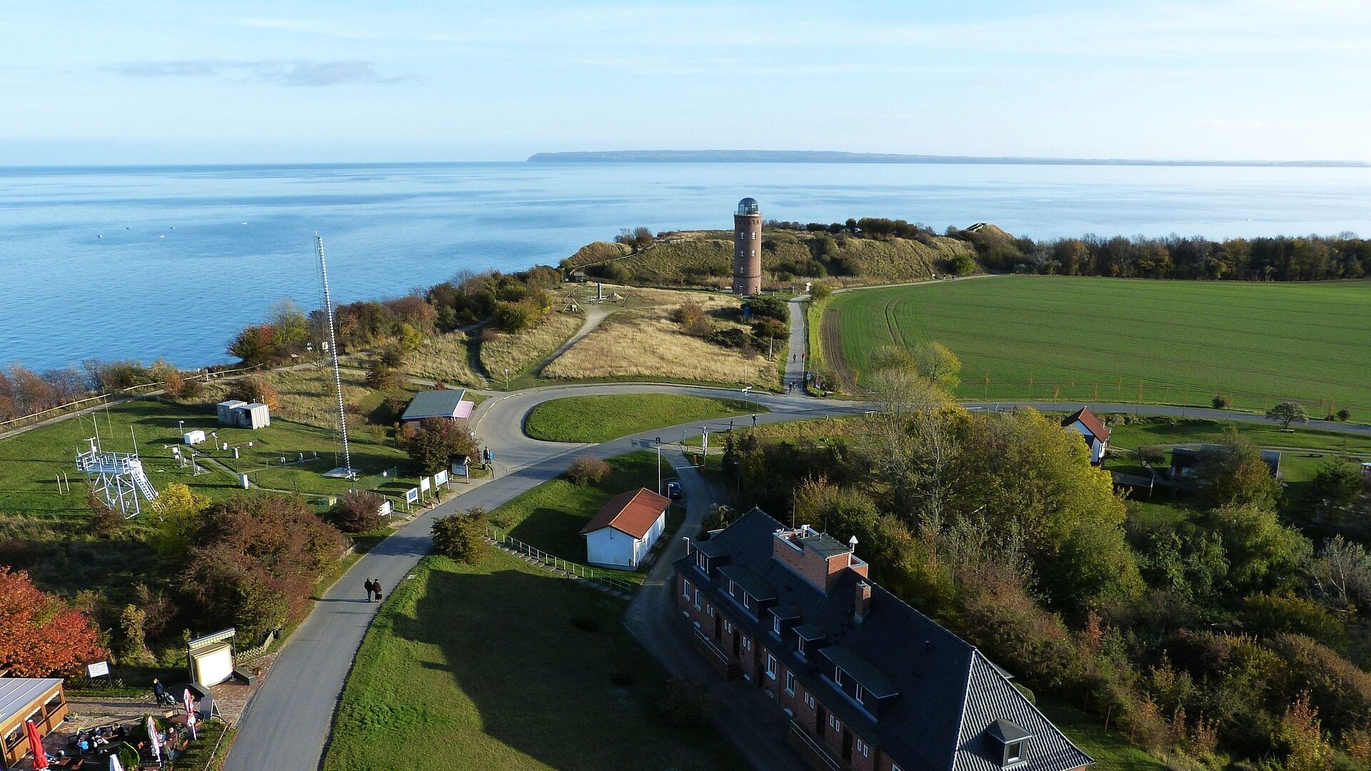 Praxis mit Meerblick: Alle Infos zur ARD-Ärzteserie rund um Nora Kaminski 4 Panoramaansicht der Insel Rügen.