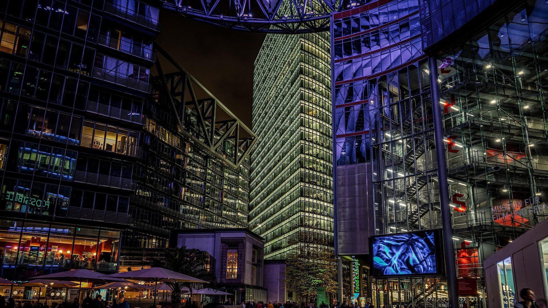 BTN Vorschau: 6‑Wochen Ausblick auf „Berlin – Tag & Nacht” 1 BTN - Berlin bei Nacht.