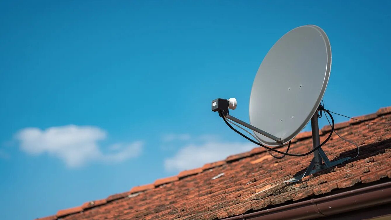 DMF: Deutsches Musik Fernsehen & TV-Programm im Überblick 1 DMF können Sie auf allen herkömmlichen Wegen empfangen.