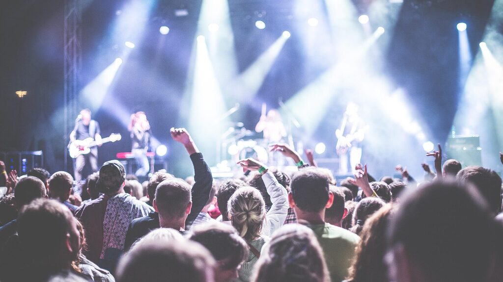 Sing meinen Song – Das Tauschkonzert (Staffel-Guide 2014–2026) 13 konzert publikum edited