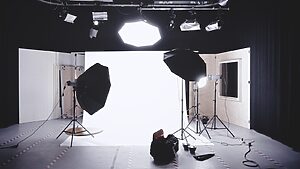 Alessia Herren: Herkunft, Ehe, Kind und Reality-TV-Karriere der Willi‑Herren-Tochter 4 fotostudio edited