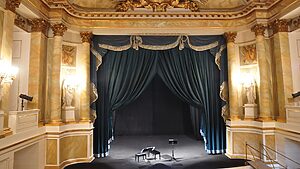 Marisa Burger 4 theaterbuehne edited